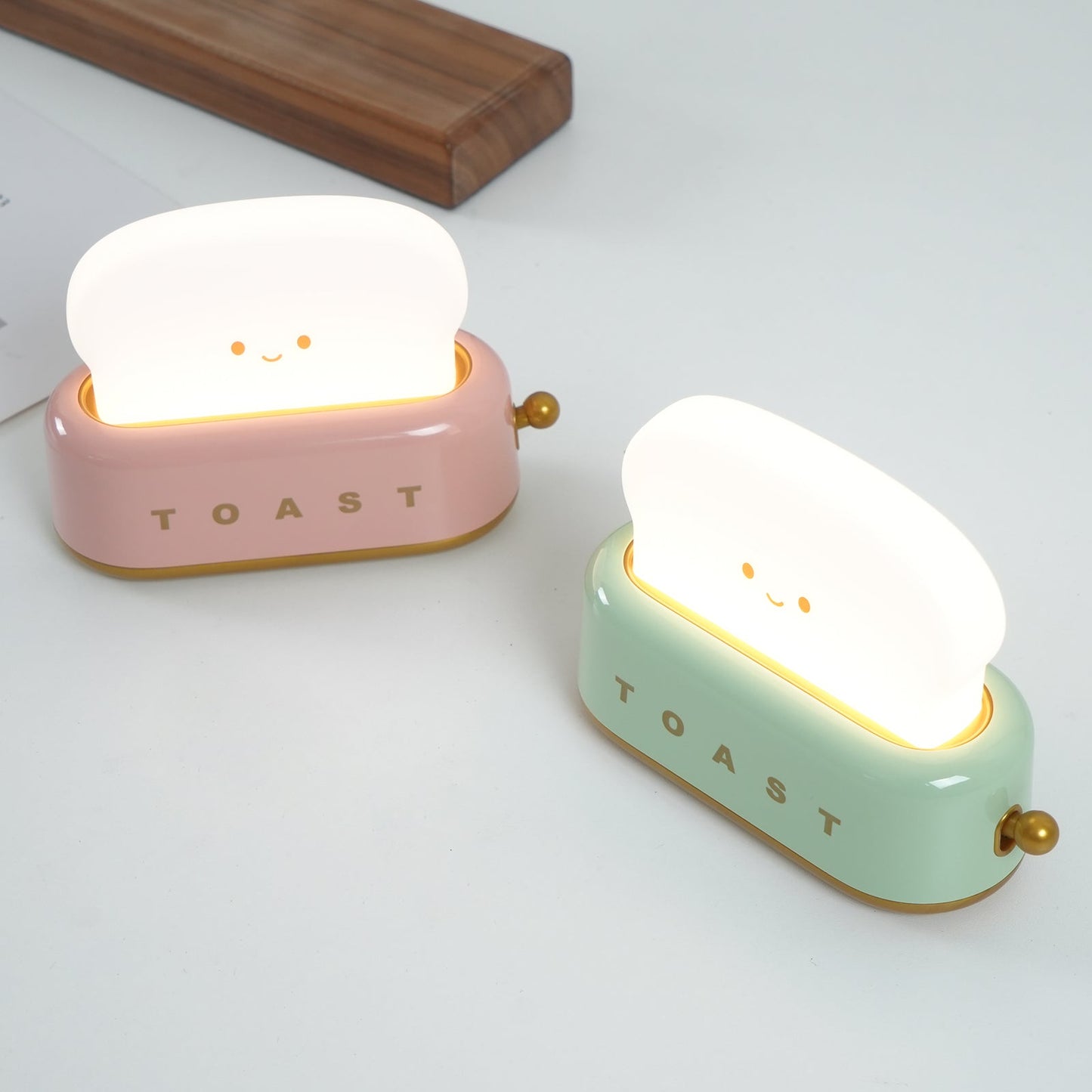 Cute Toaster Table Lamp