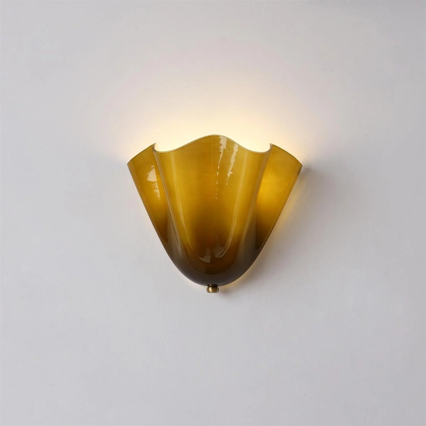 Hudson Wavy Wall Mounted Lamp