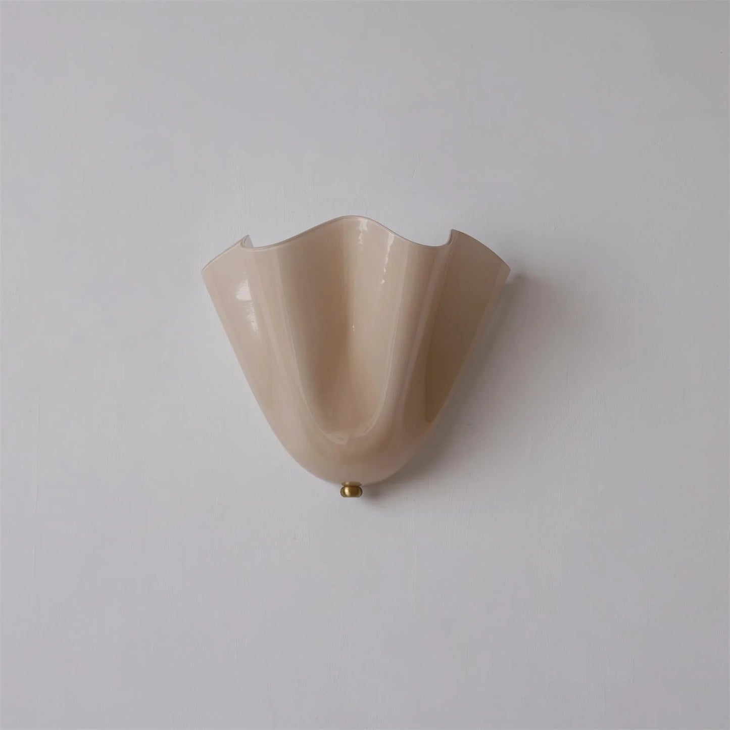 Hudson Wavy Wall Mounted Lamp