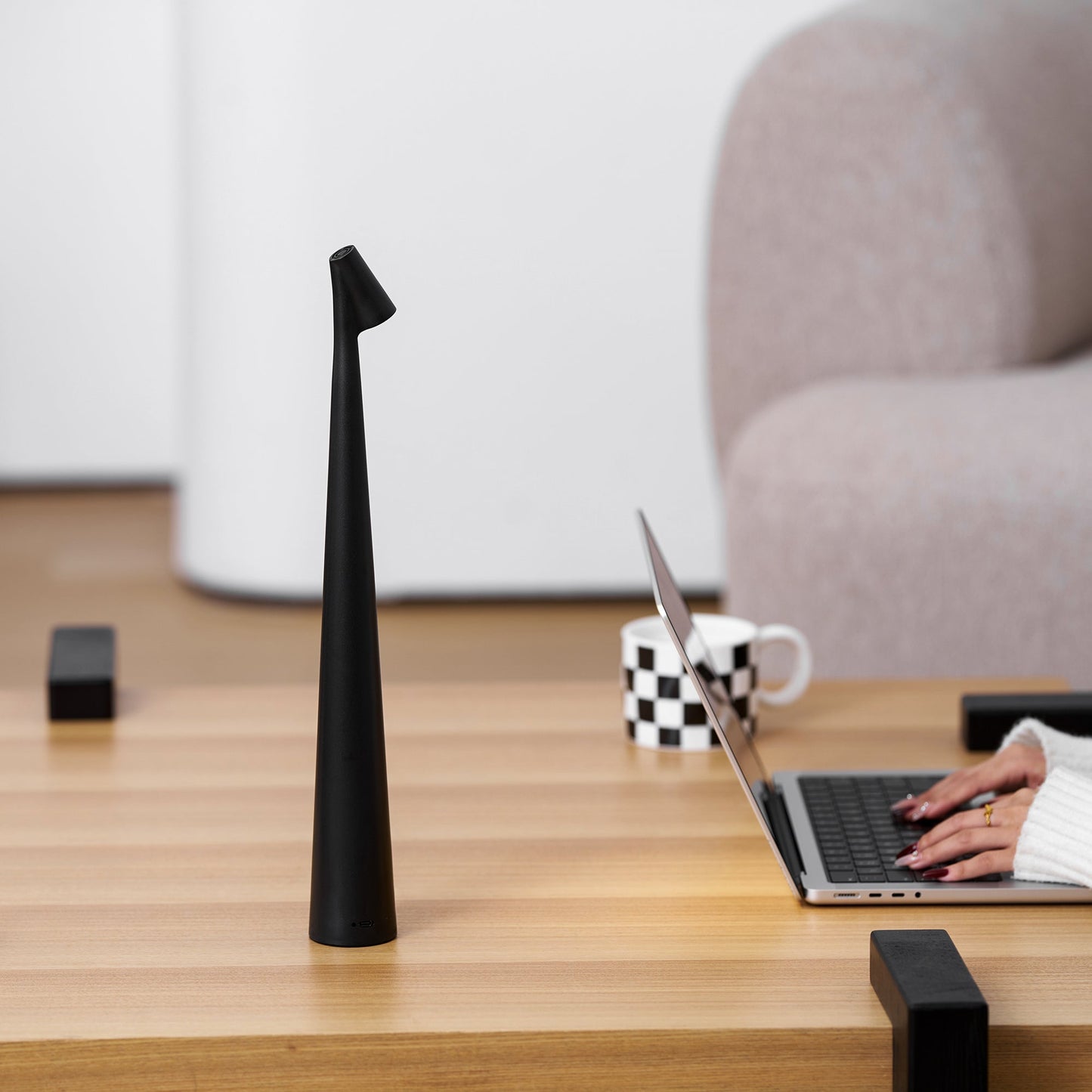 Elowen Wireless Table Lamp