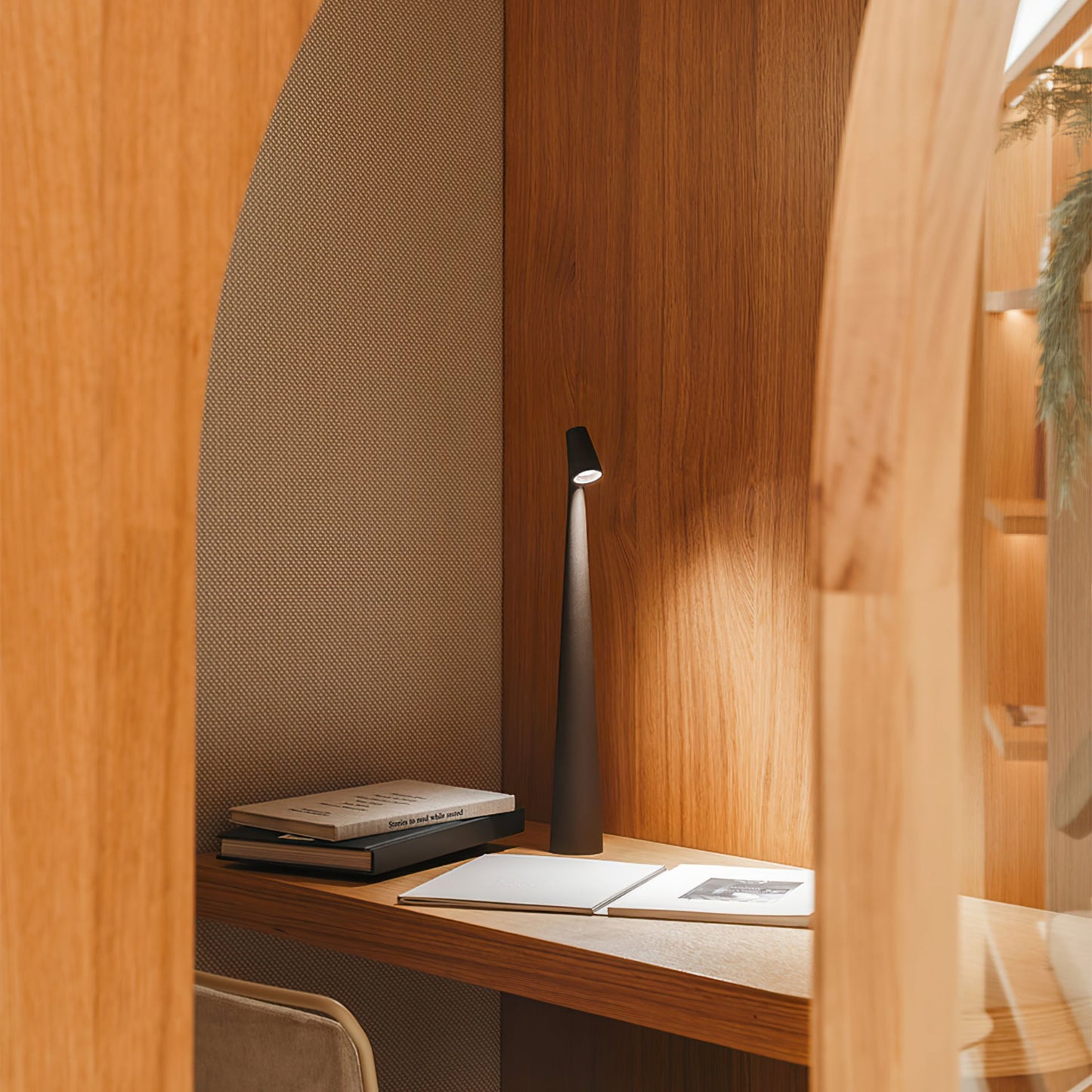 Elowen Wireless Table Lamp