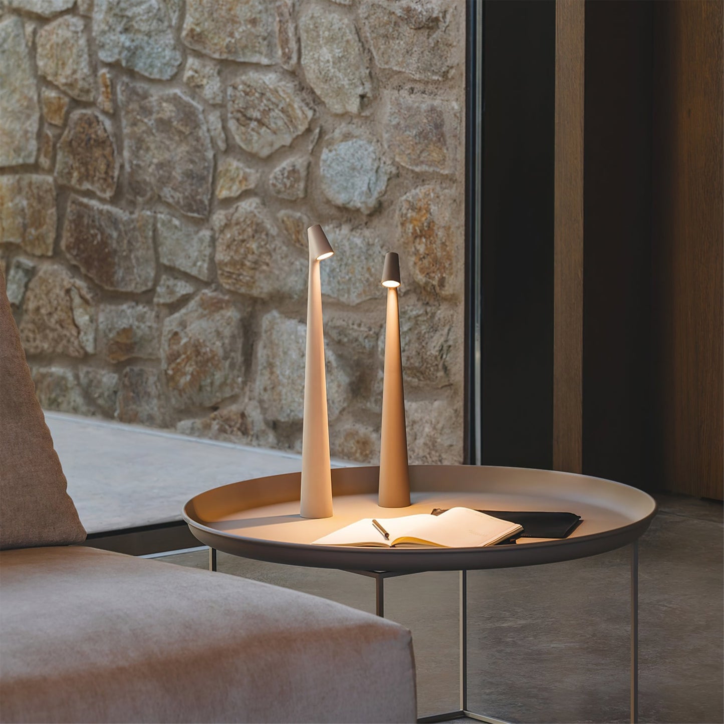 Elowen Wireless Table Lamp