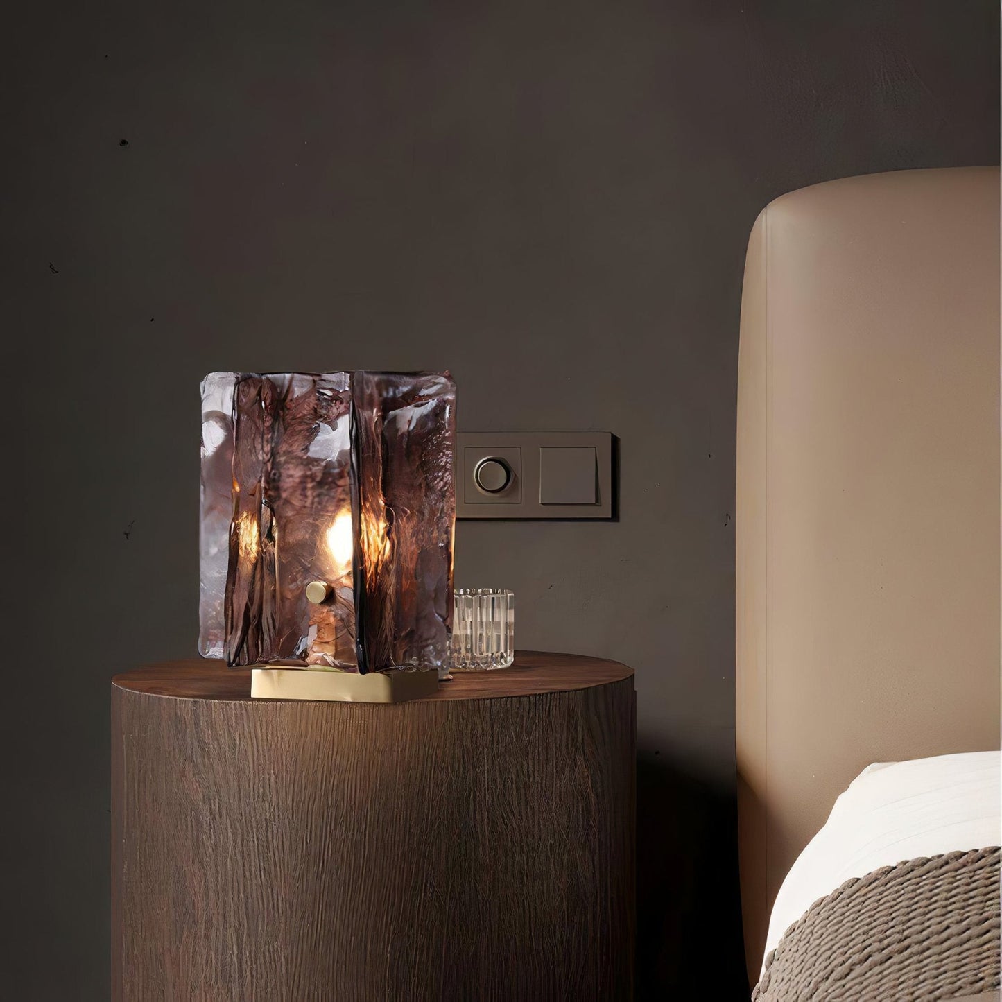 Avelor Glass Table Lamp