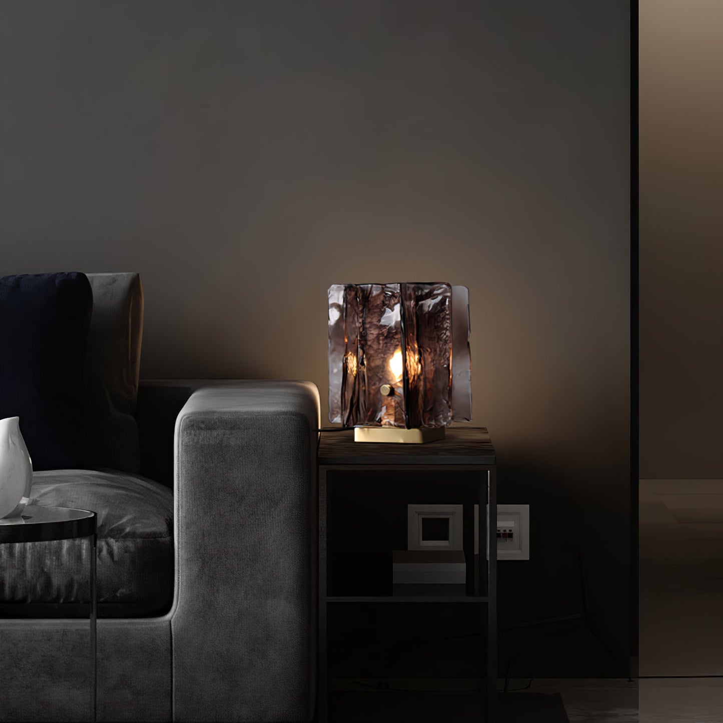 Avelor Glass Table Lamp