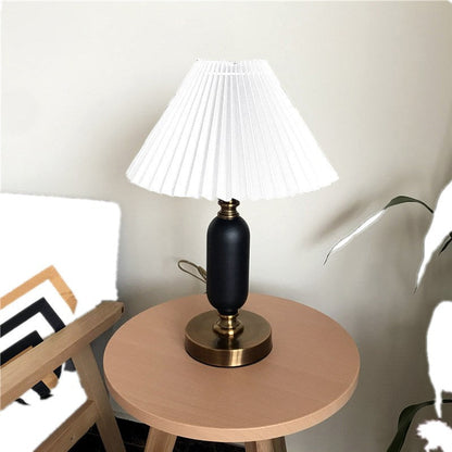 Maren Pleated Table Lamp