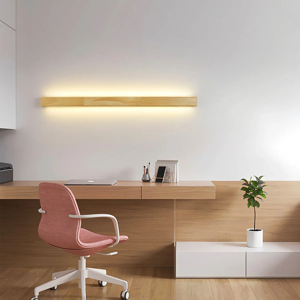Selmora Linear Wood Wall Light