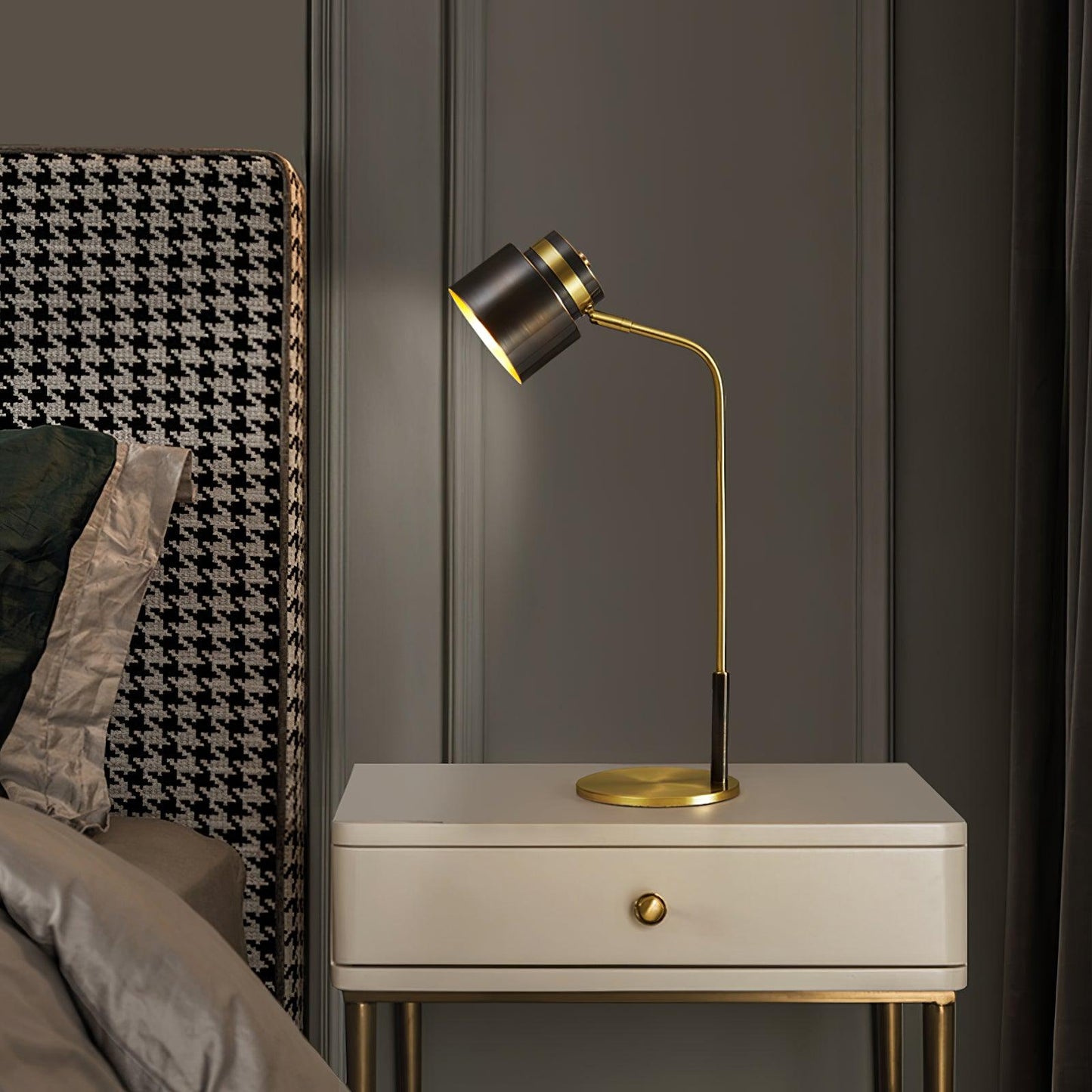 Aero Metal Table Lamp