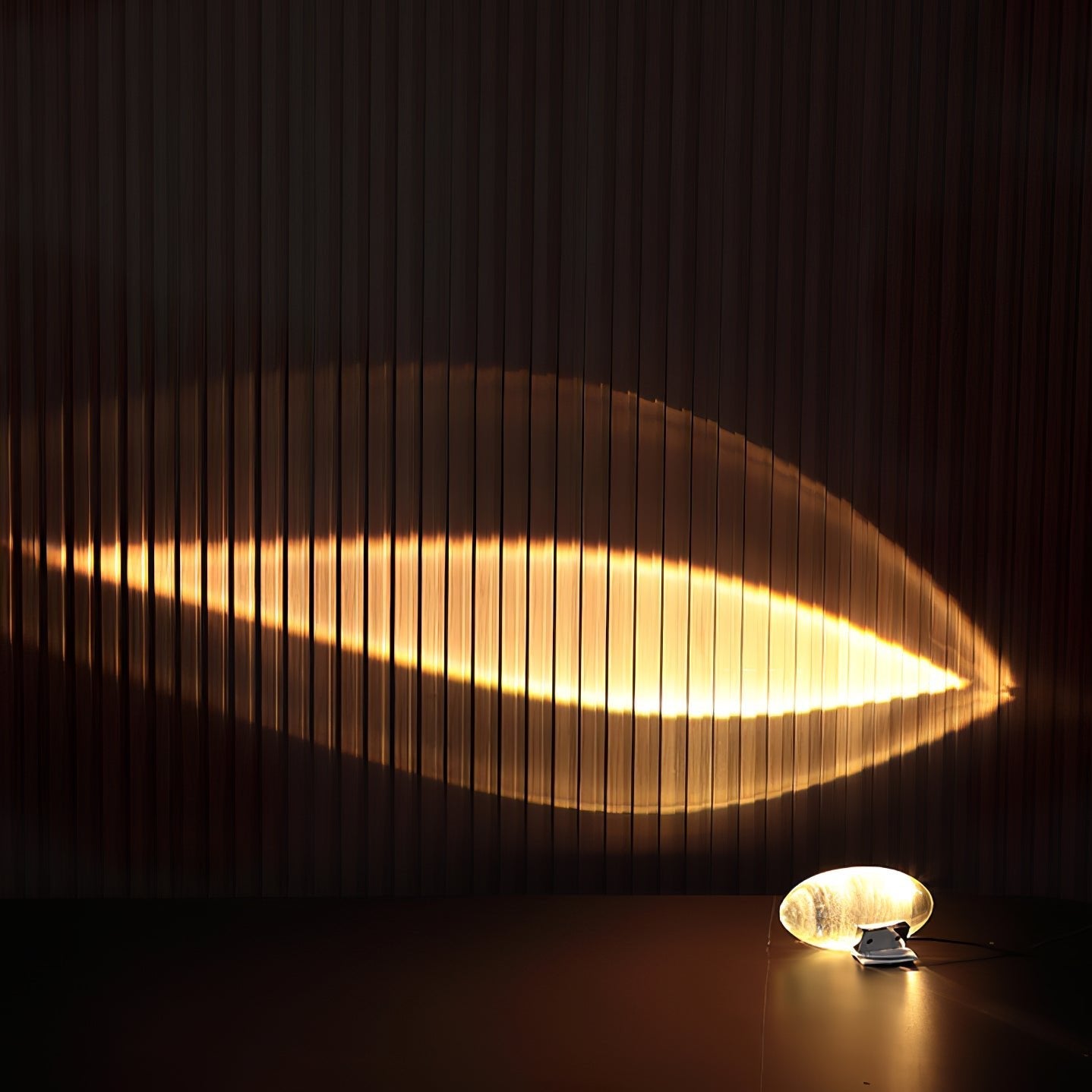 Atoms Glass Table Lamp
