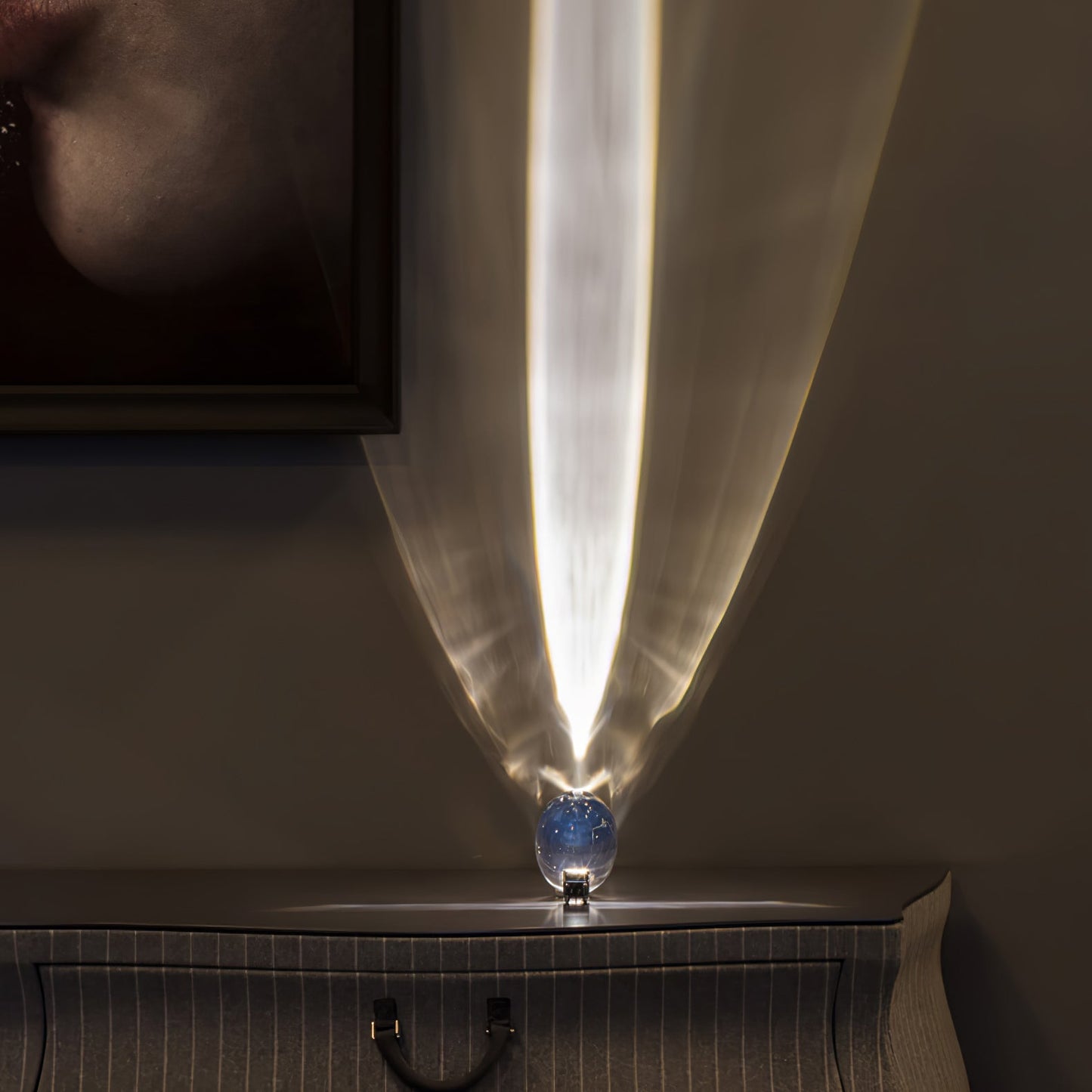 Atoms Glass Table Lamp