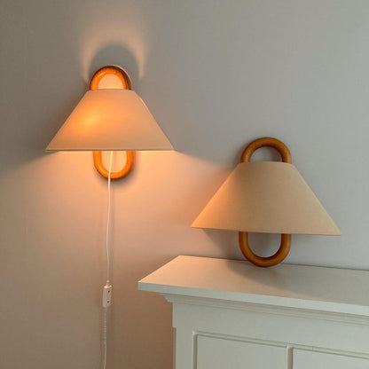 Maelis Wood Wall Lamp