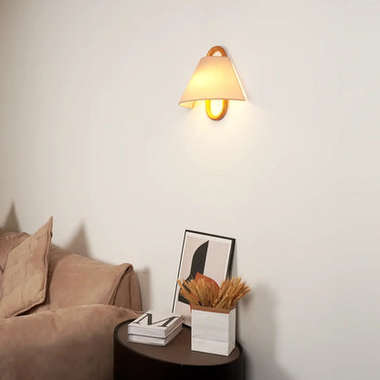 Maelis Wood Wall Lamp