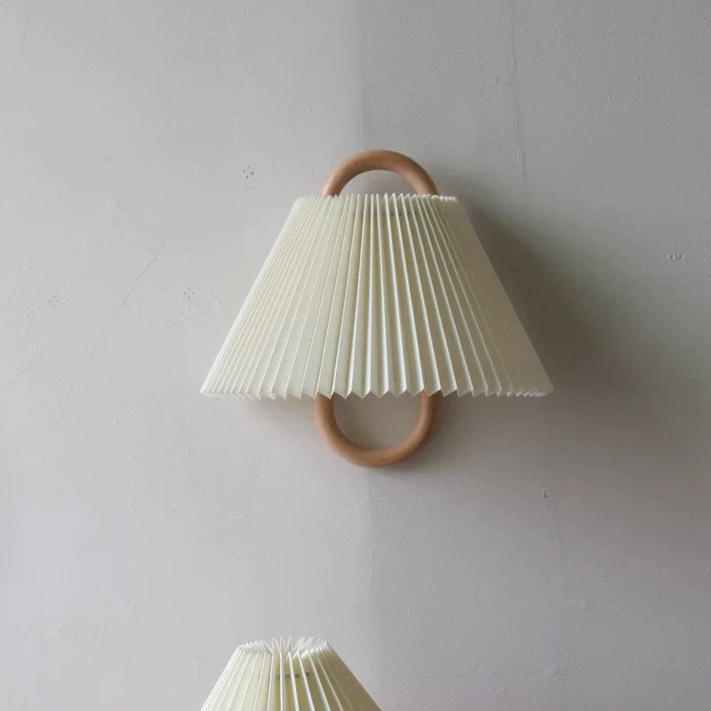 Maelis Wood Wall Lamp