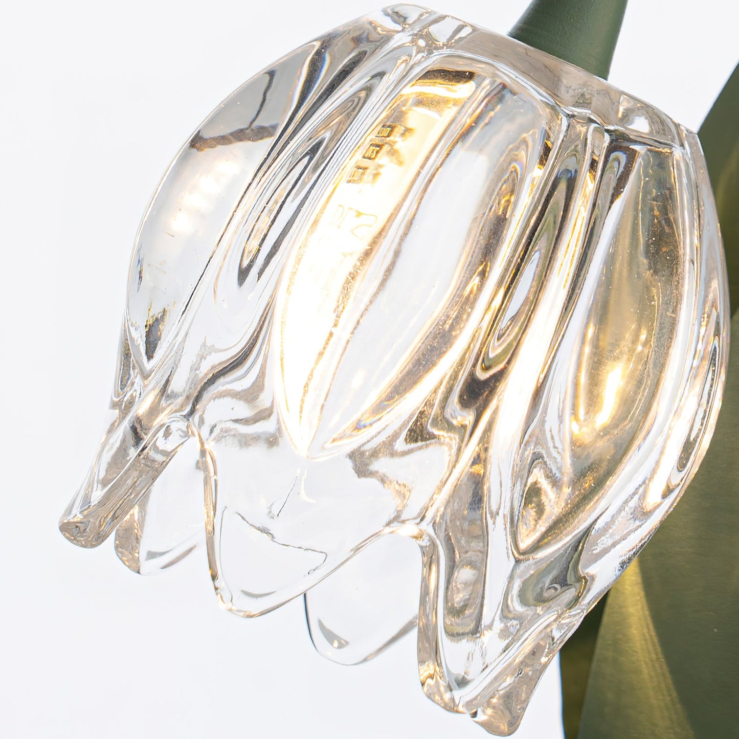 Botanical Glass Petal Accent Table Lamp