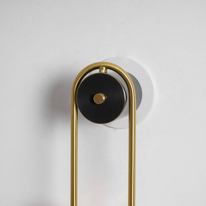 Averix Curve Wall Light