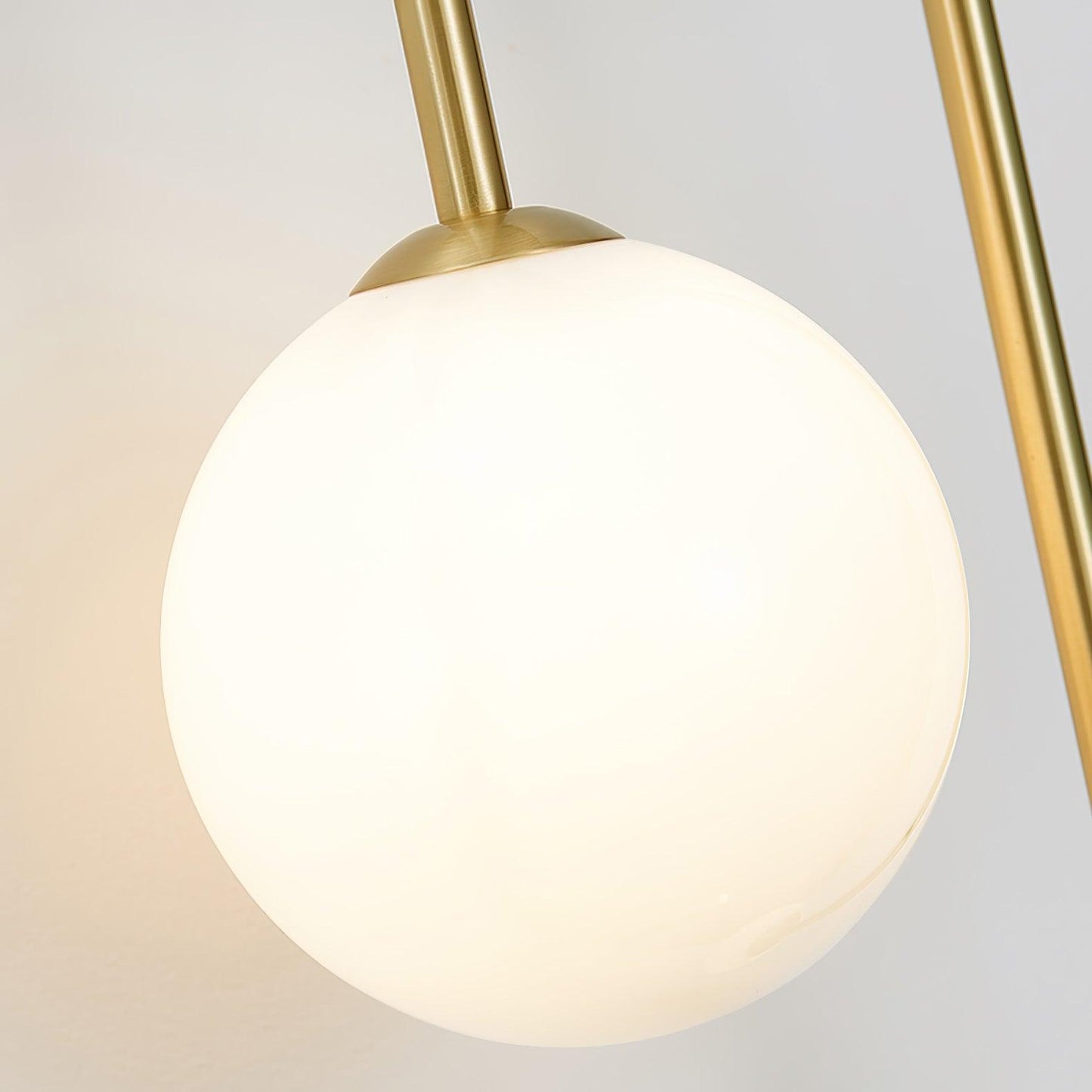Averix Curve Wall Light