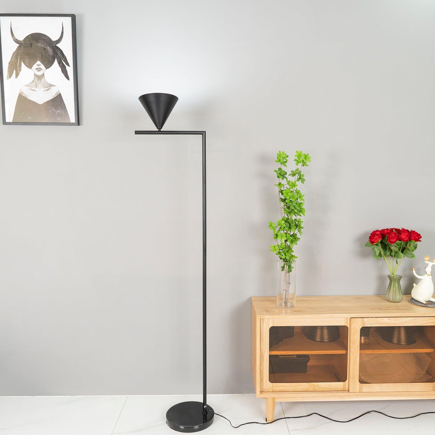 Aero Minimalist Floor Lamp