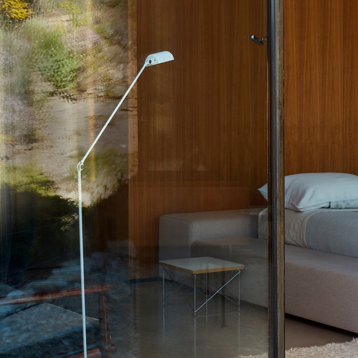 Aero Floor Lamp