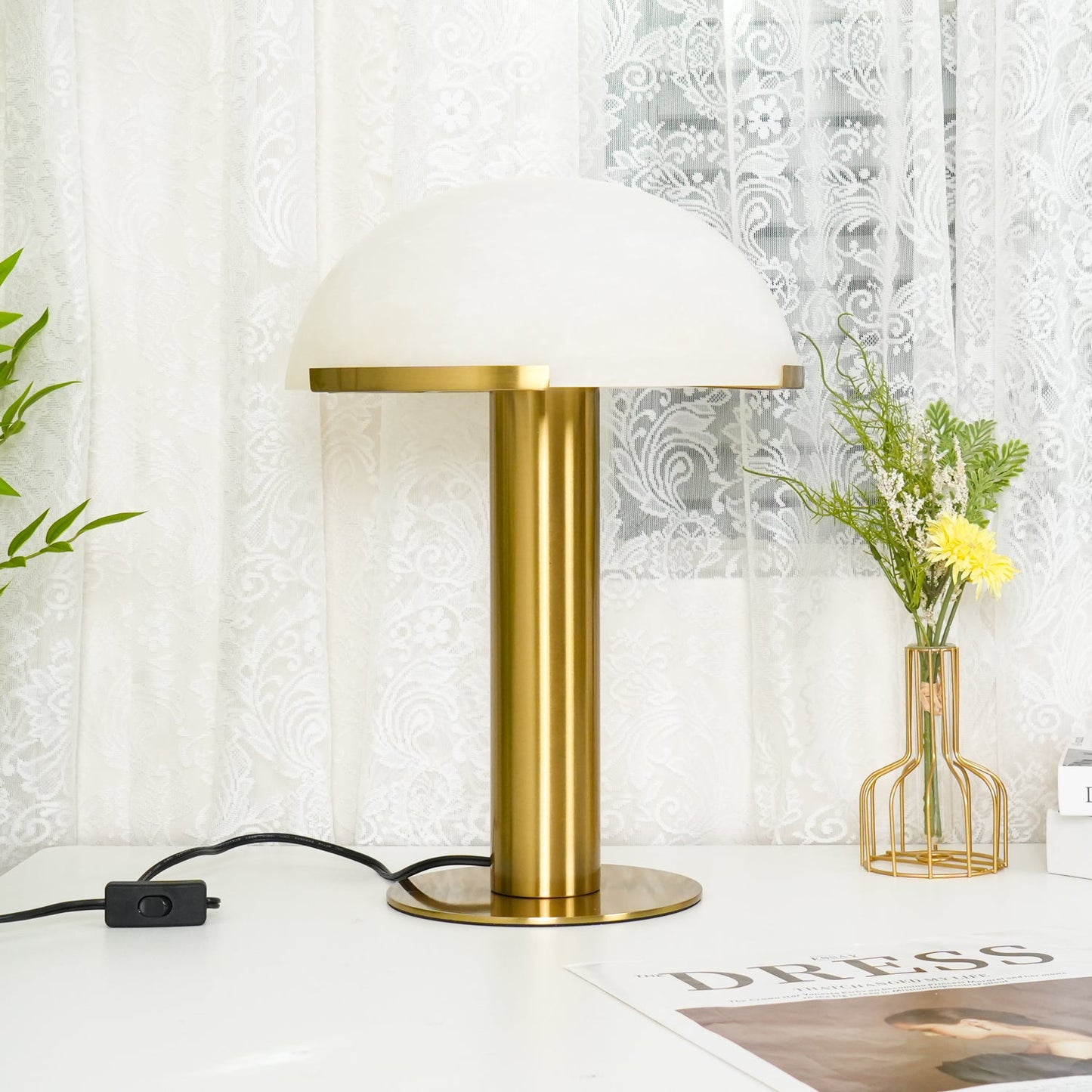 Novera Alabaster Table Lamp