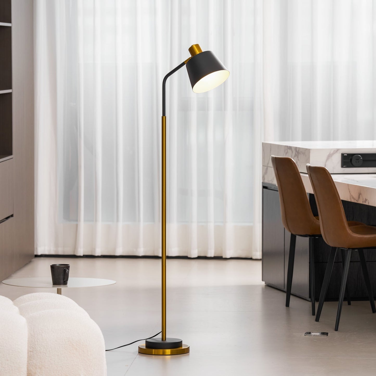 Aero Modern Metal Floor Lamp