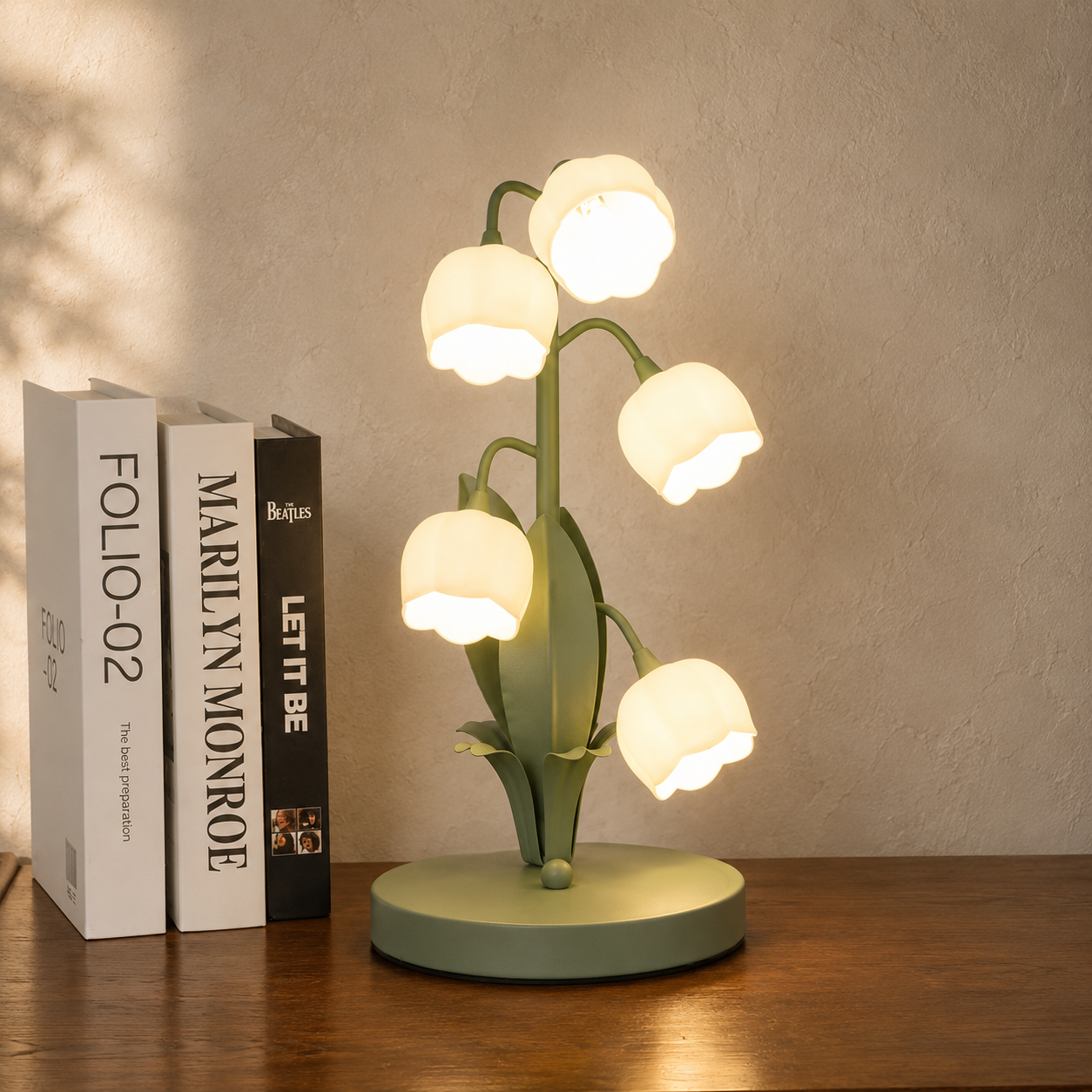 Floras Orchid Table Lamp