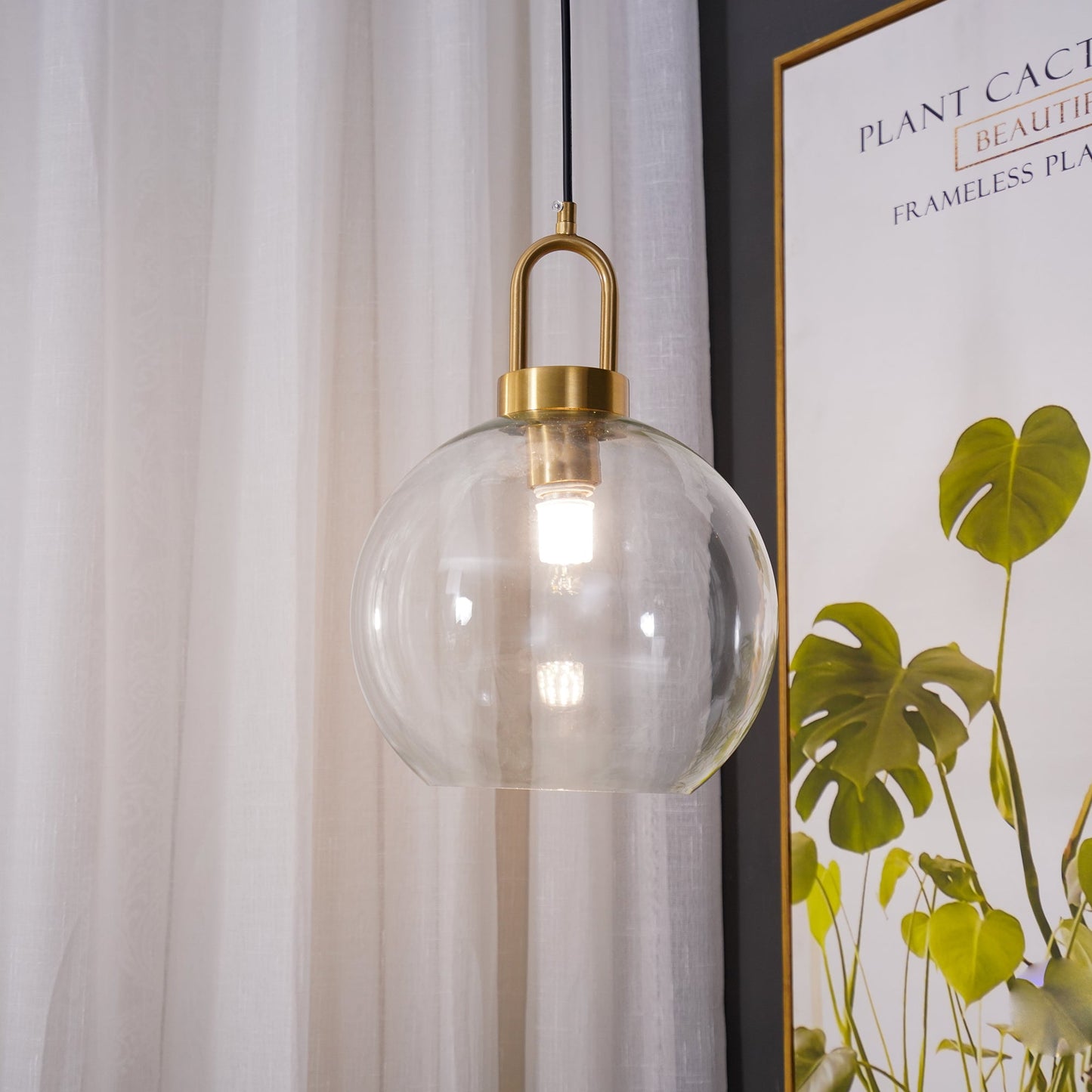 Elara Glass Pendant Light