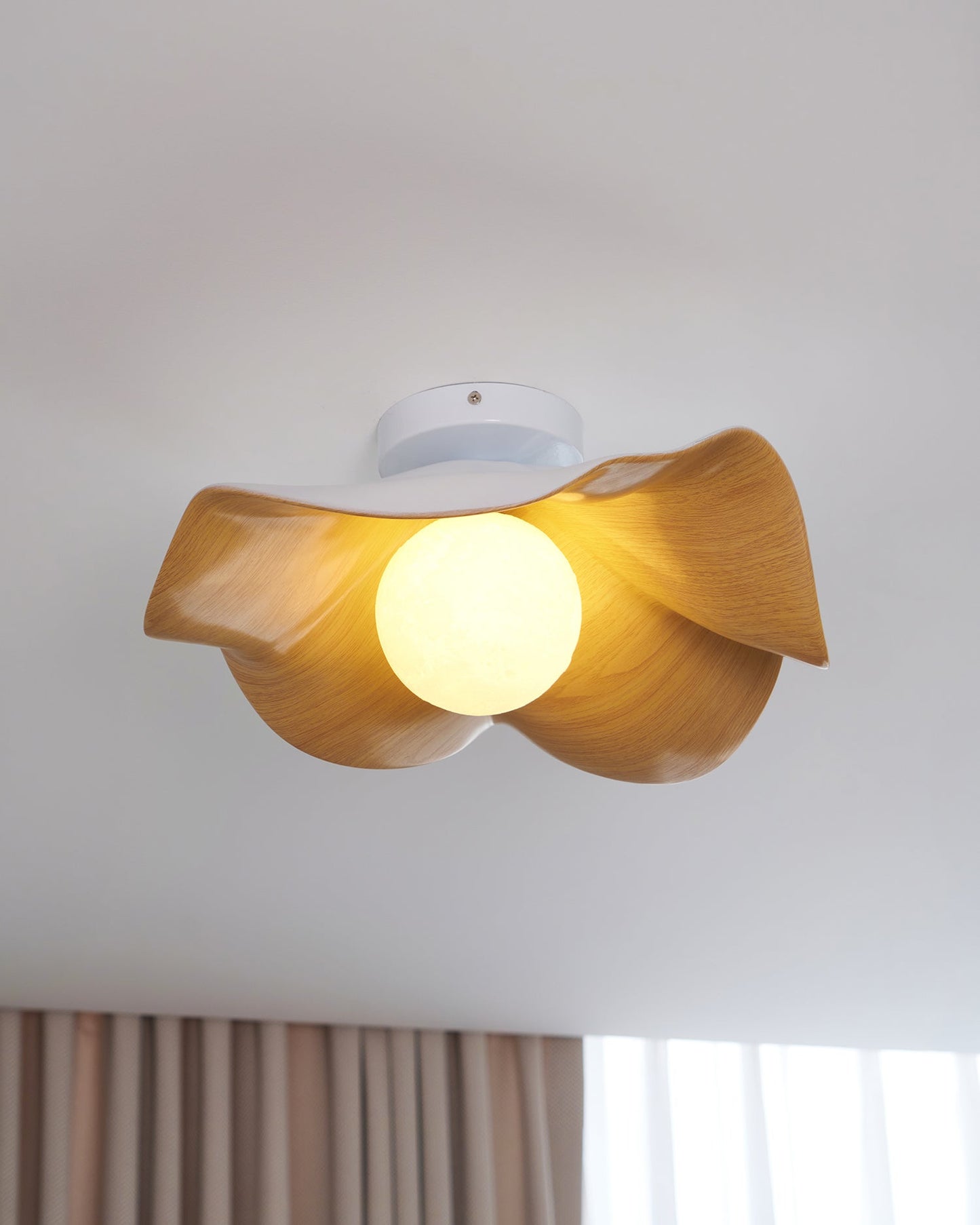 Modern Wave Ceiling Light