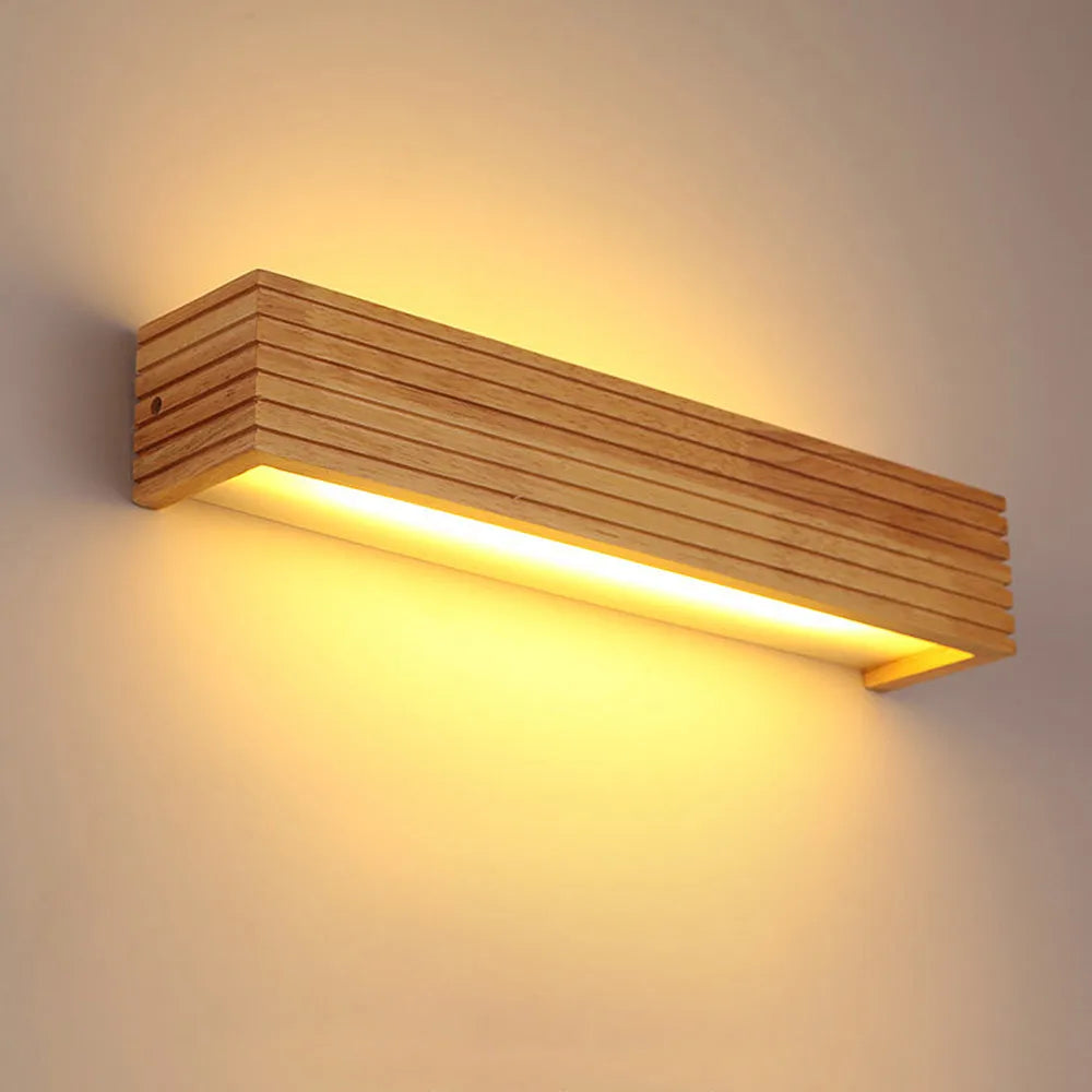 Elaric Linear Wood Wall Light