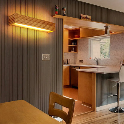 Elaric Linear Wood Wall Light