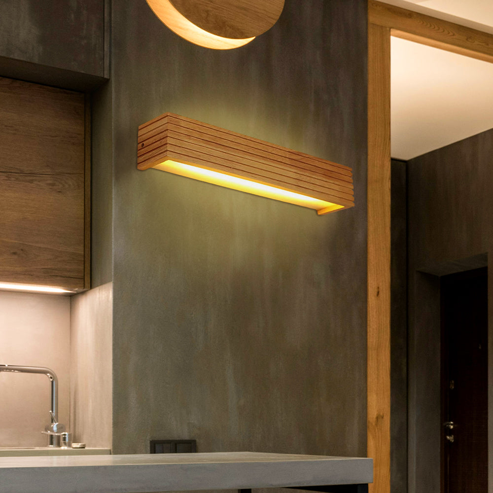 Elaric Linear Wood Wall Light
