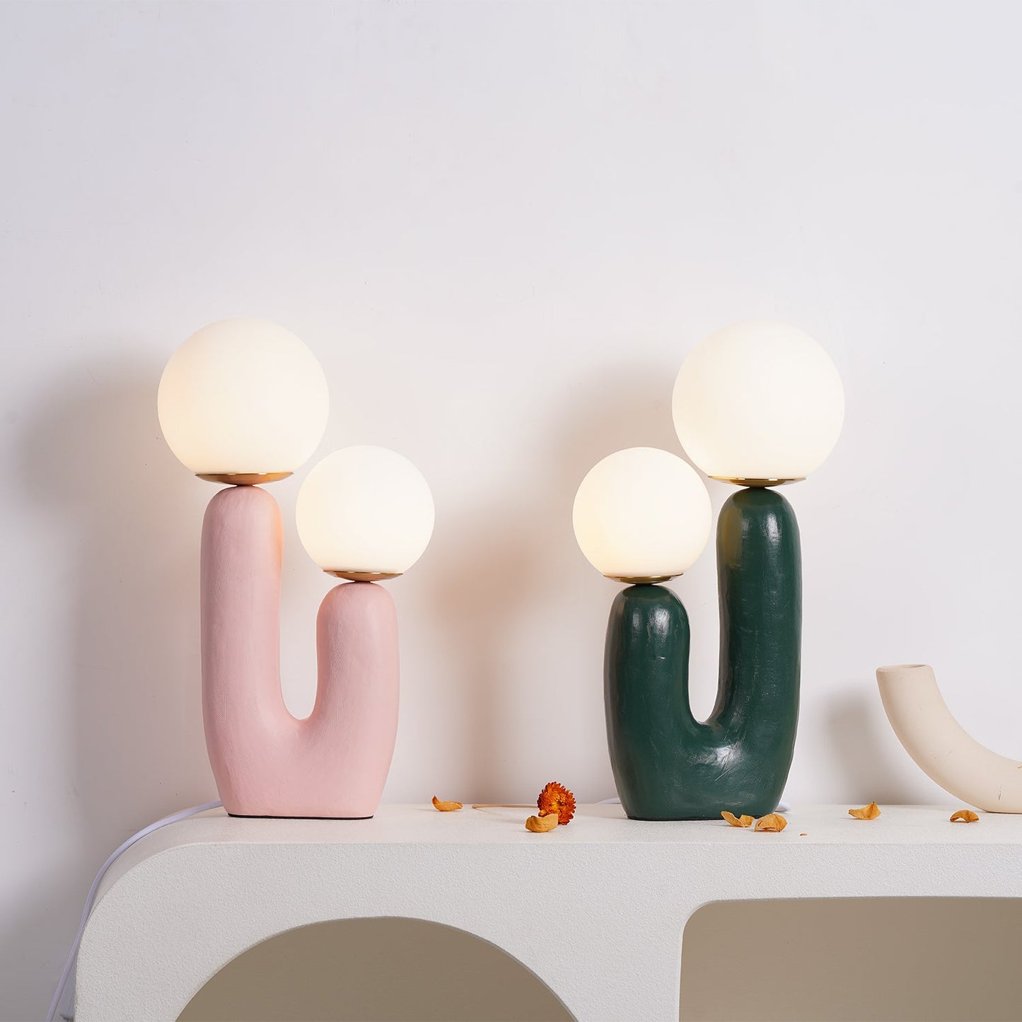 Velmora Globe Table Lamp
