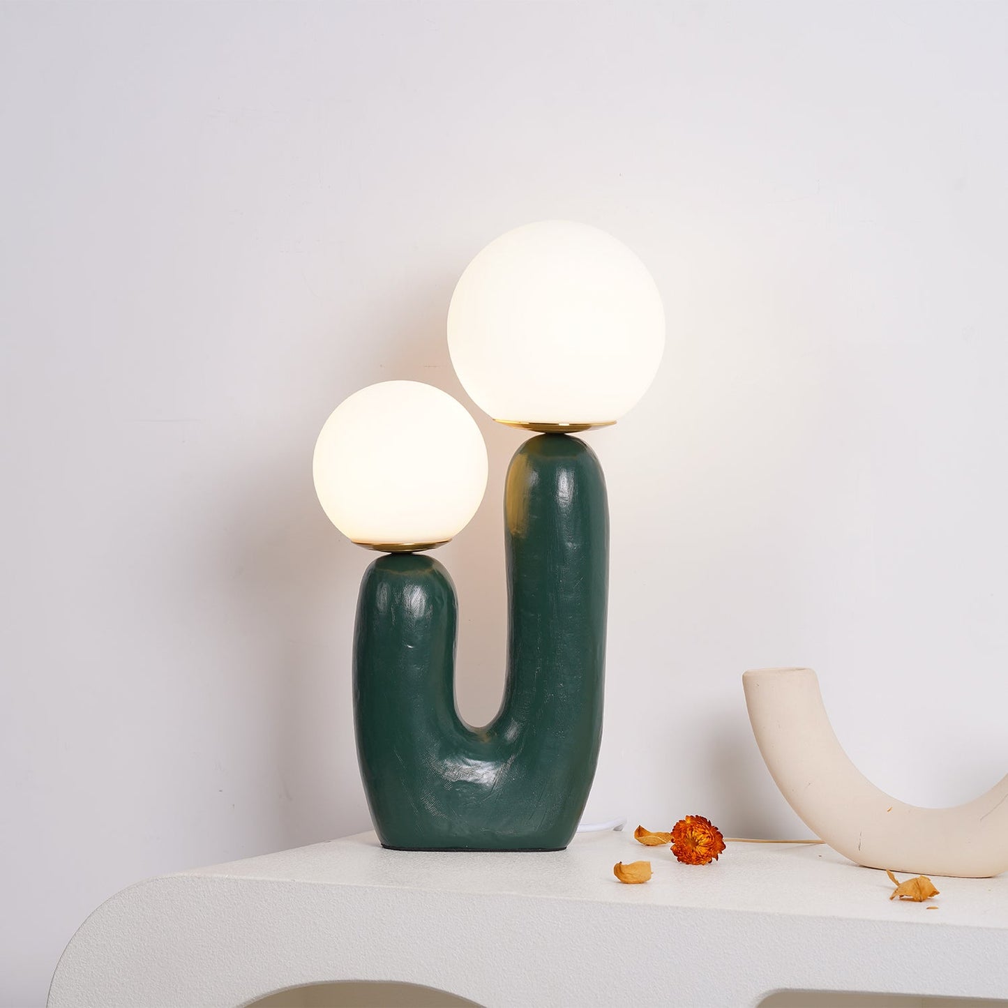Velmora Globe Table Lamp
