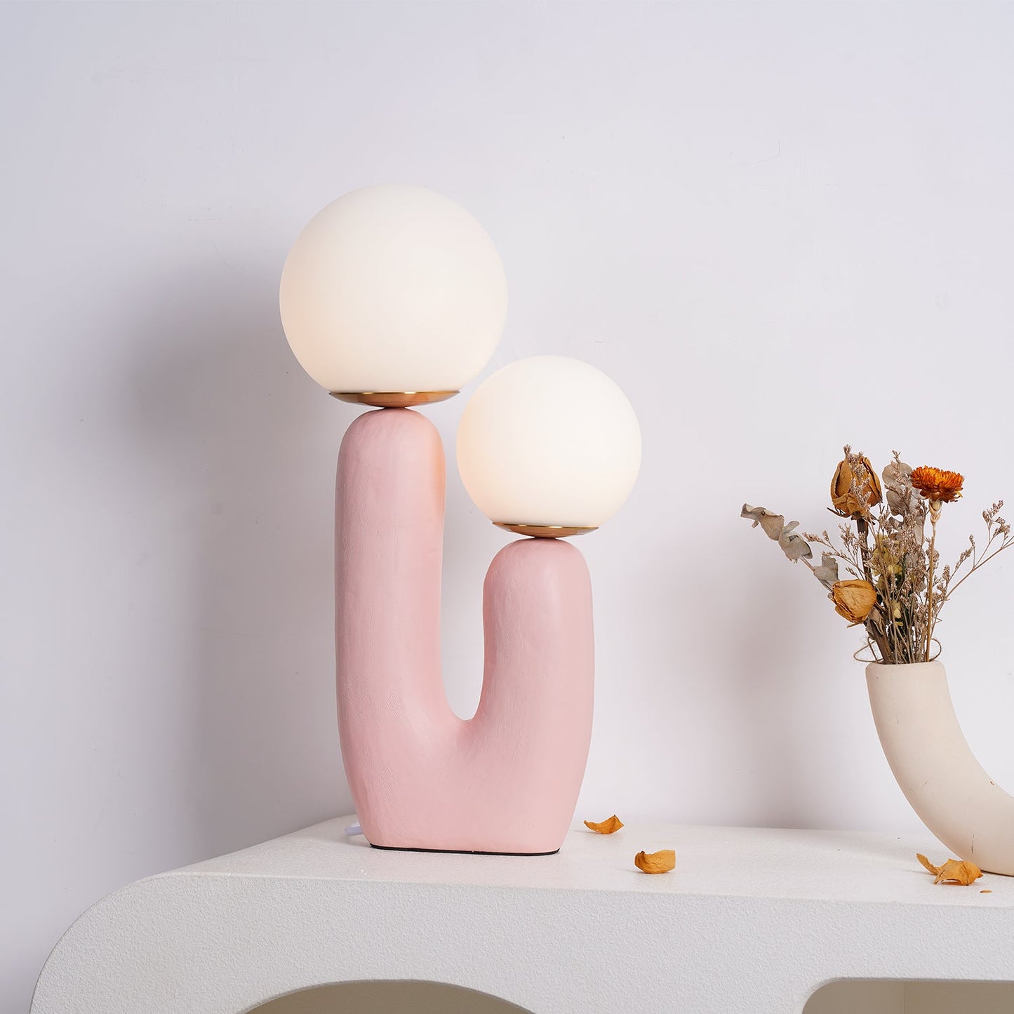 Velmora Globe Table Lamp