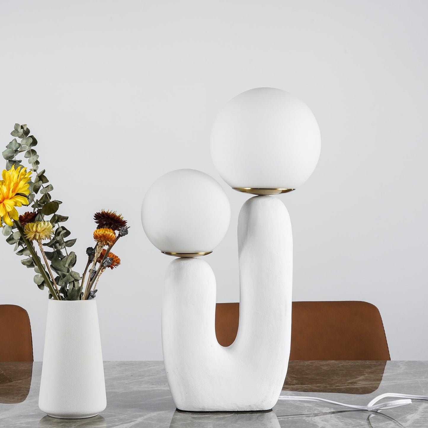 Velmora Globe Table Lamp