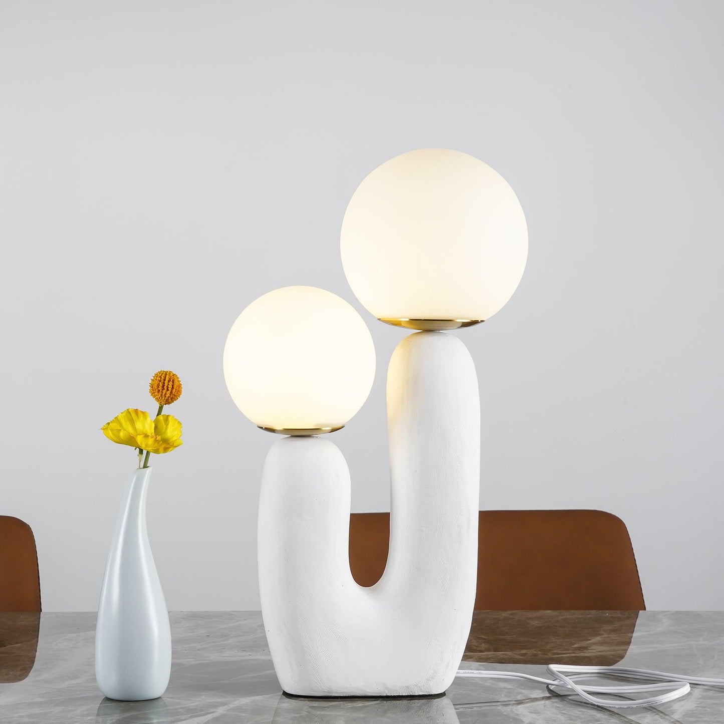 Velmora Globe Table Lamp