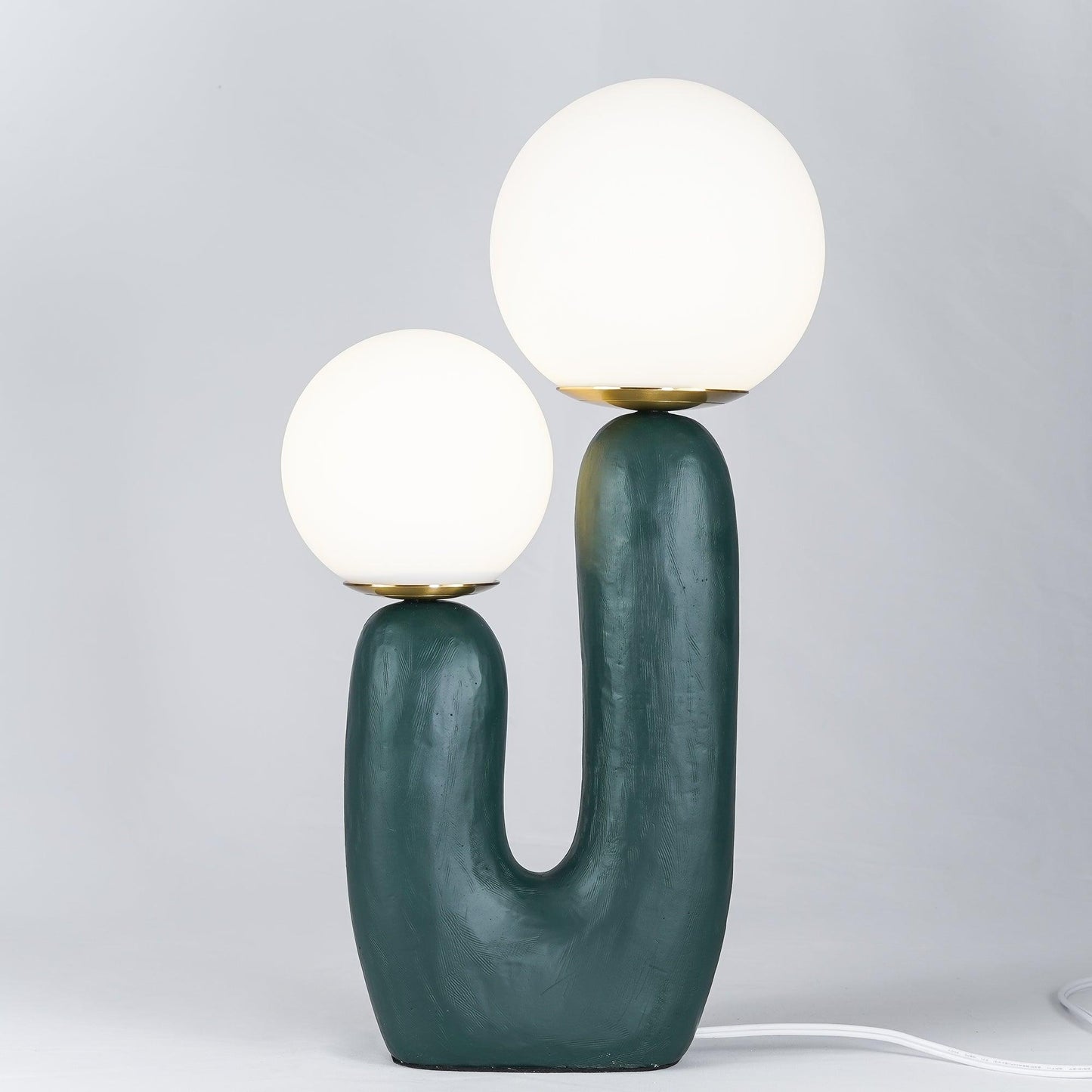 Velmora Globe Table Lamp