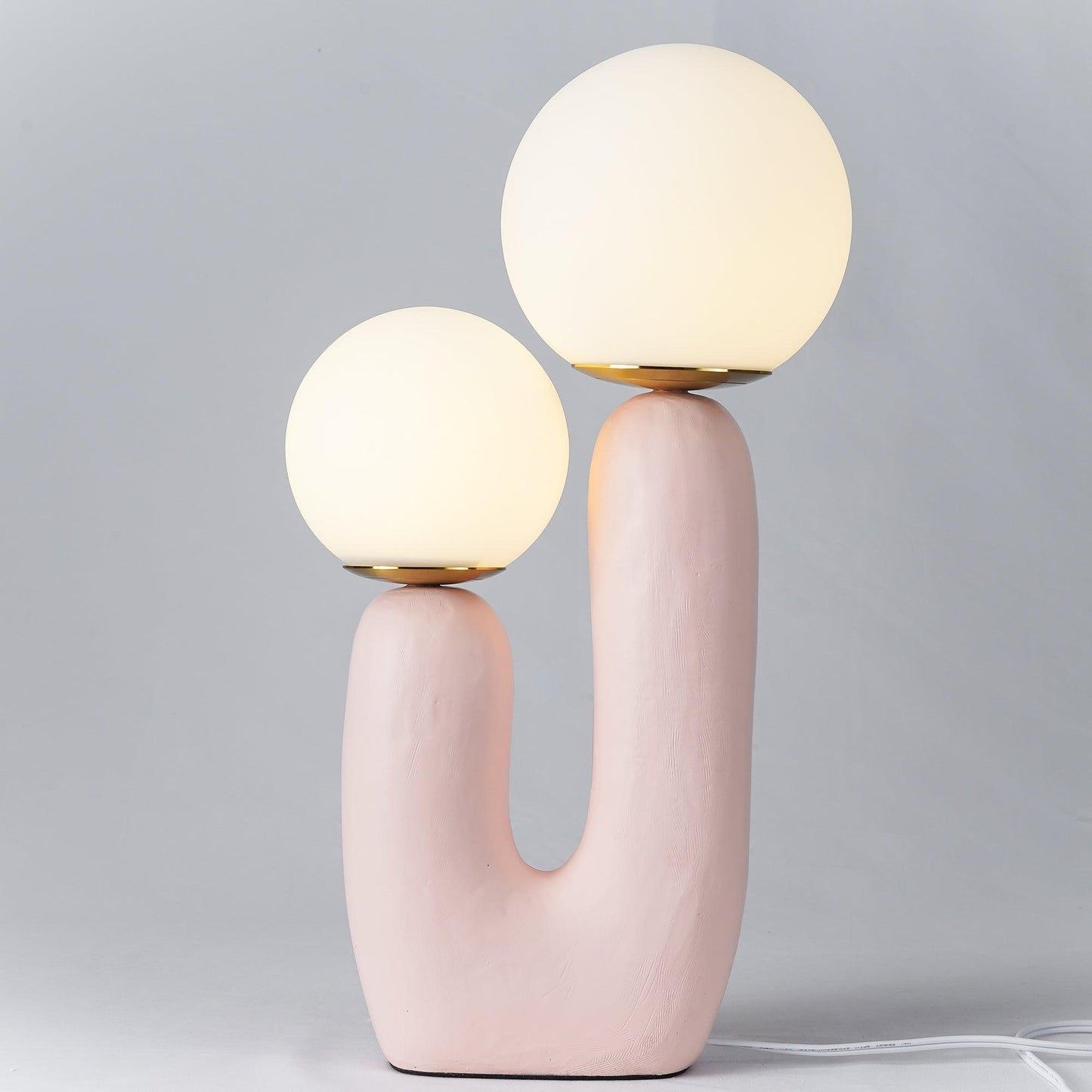 Velmora Globe Table Lamp