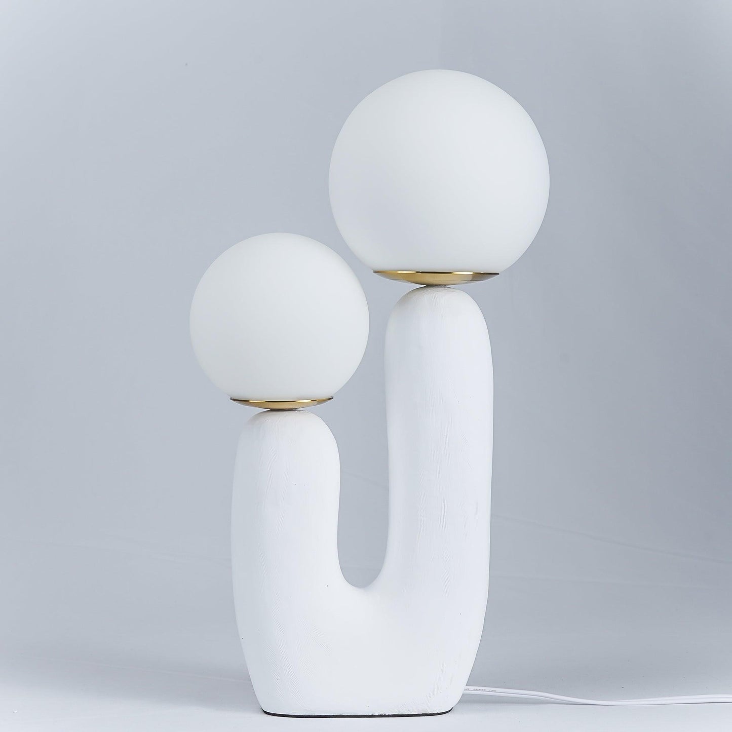 Velmora Globe Table Lamp