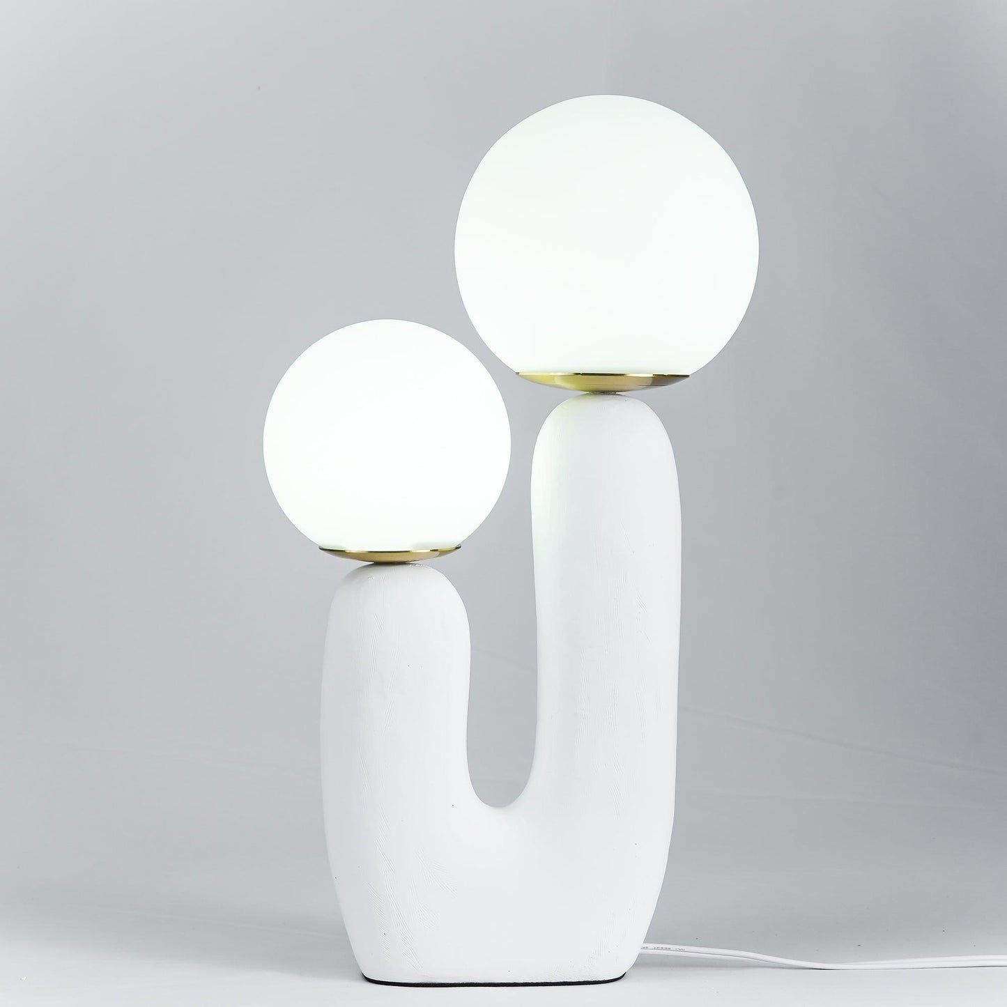 Velmora Globe Table Lamp
