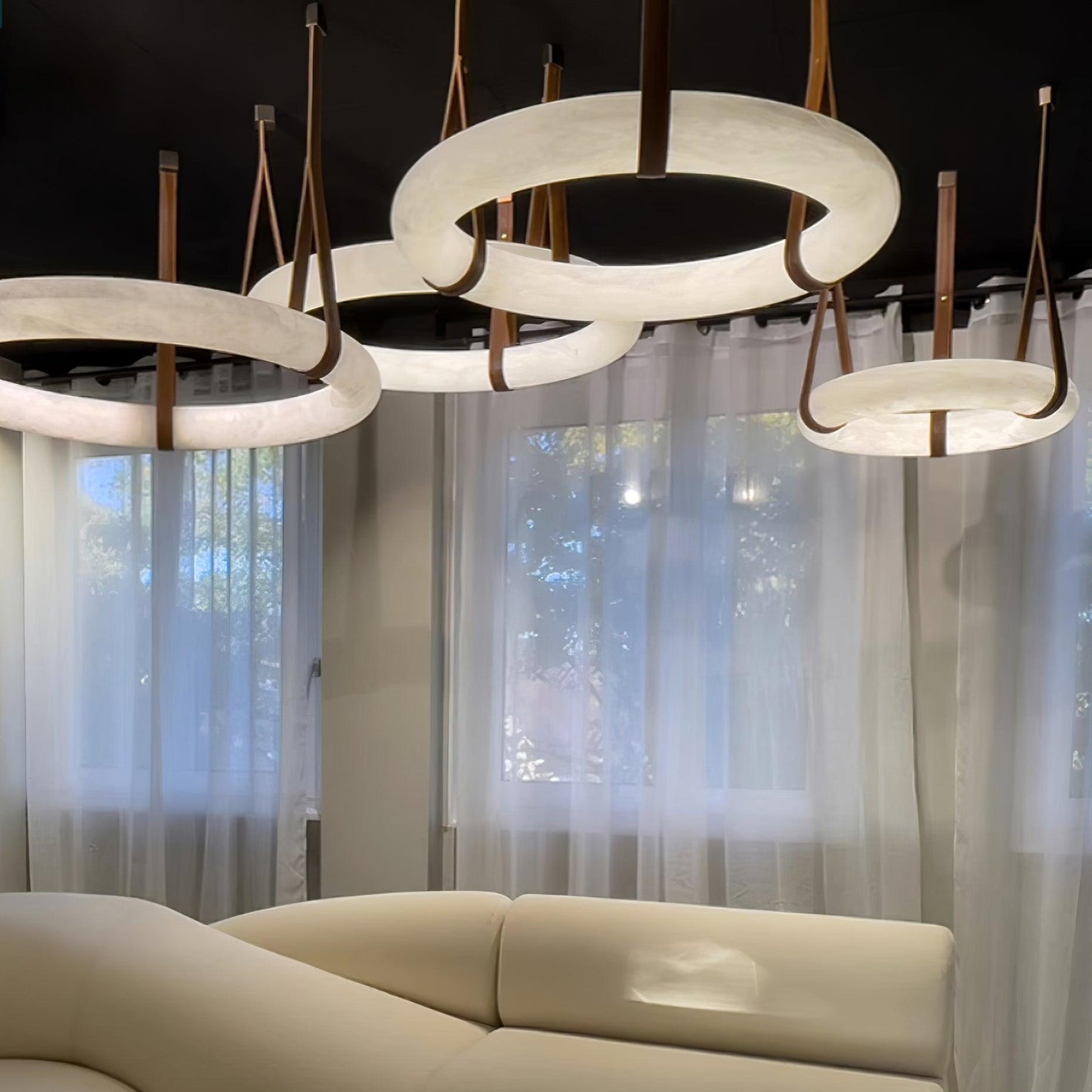 Arvix Alabaster Donut Pendant Light