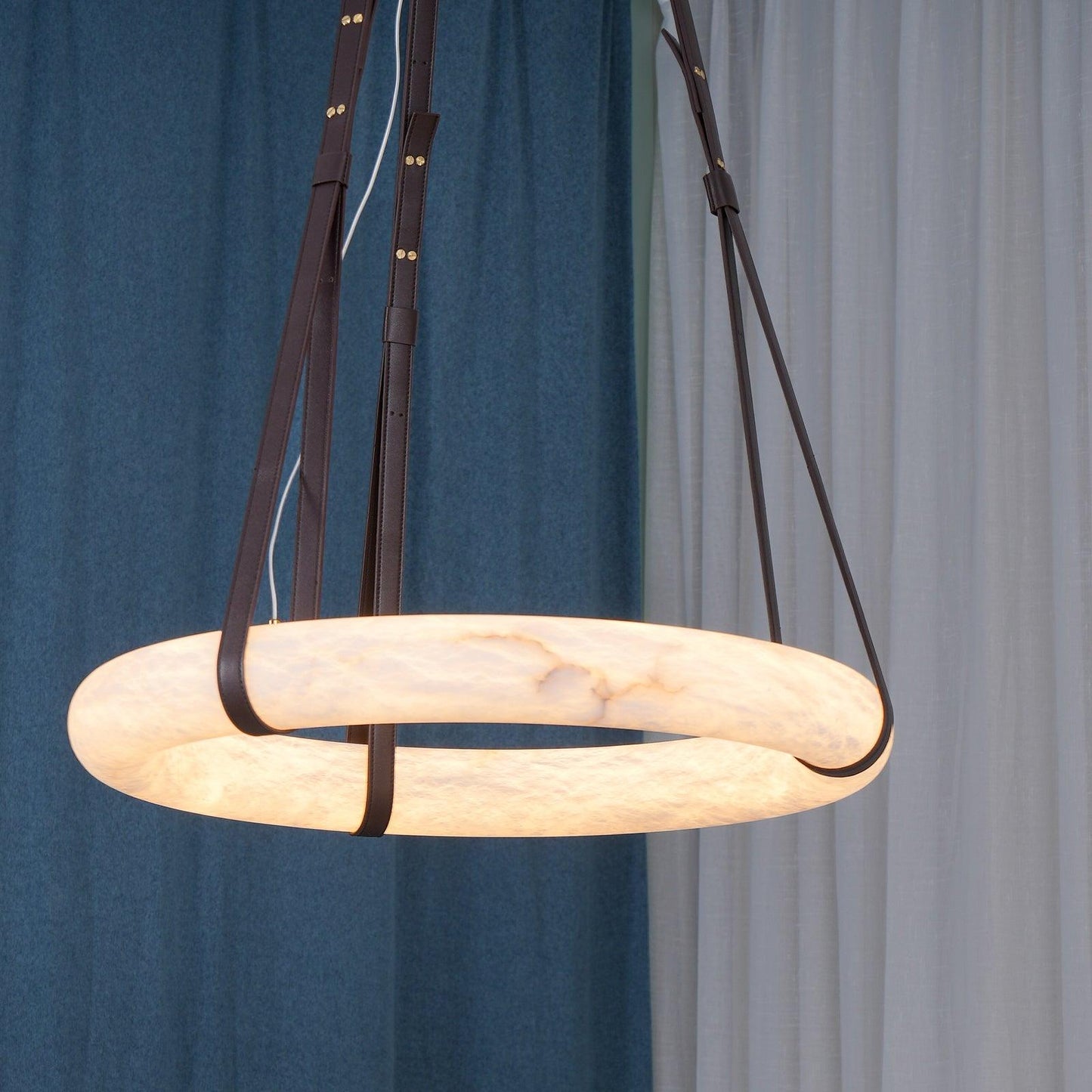 Arvix Alabaster Donut Pendant Light