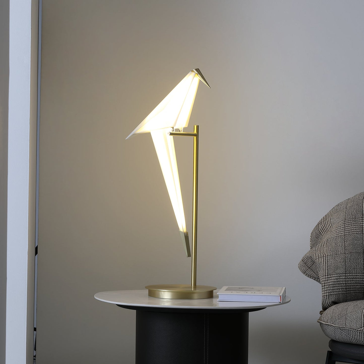 Elira Bird Table Lamp