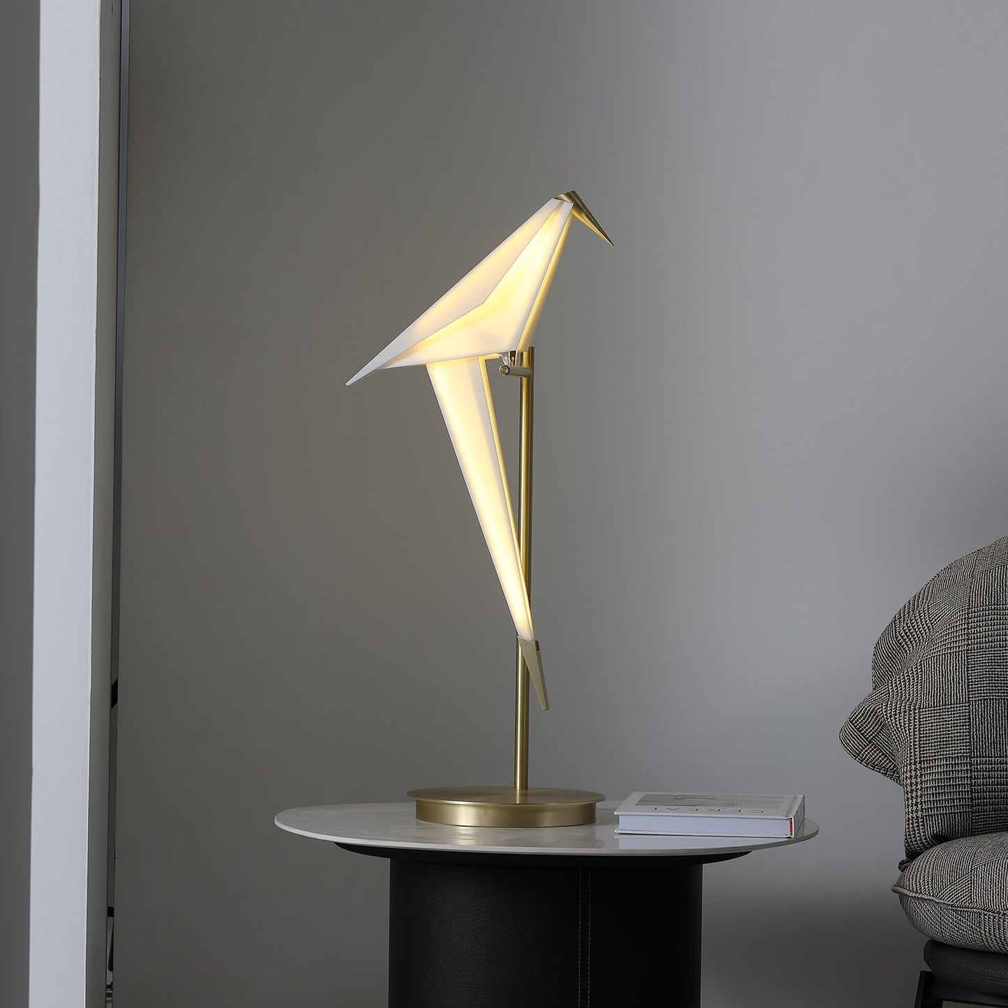Elira Bird Table Lamp