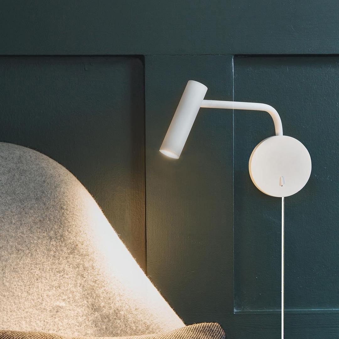 Averra Reading Wall Lamp