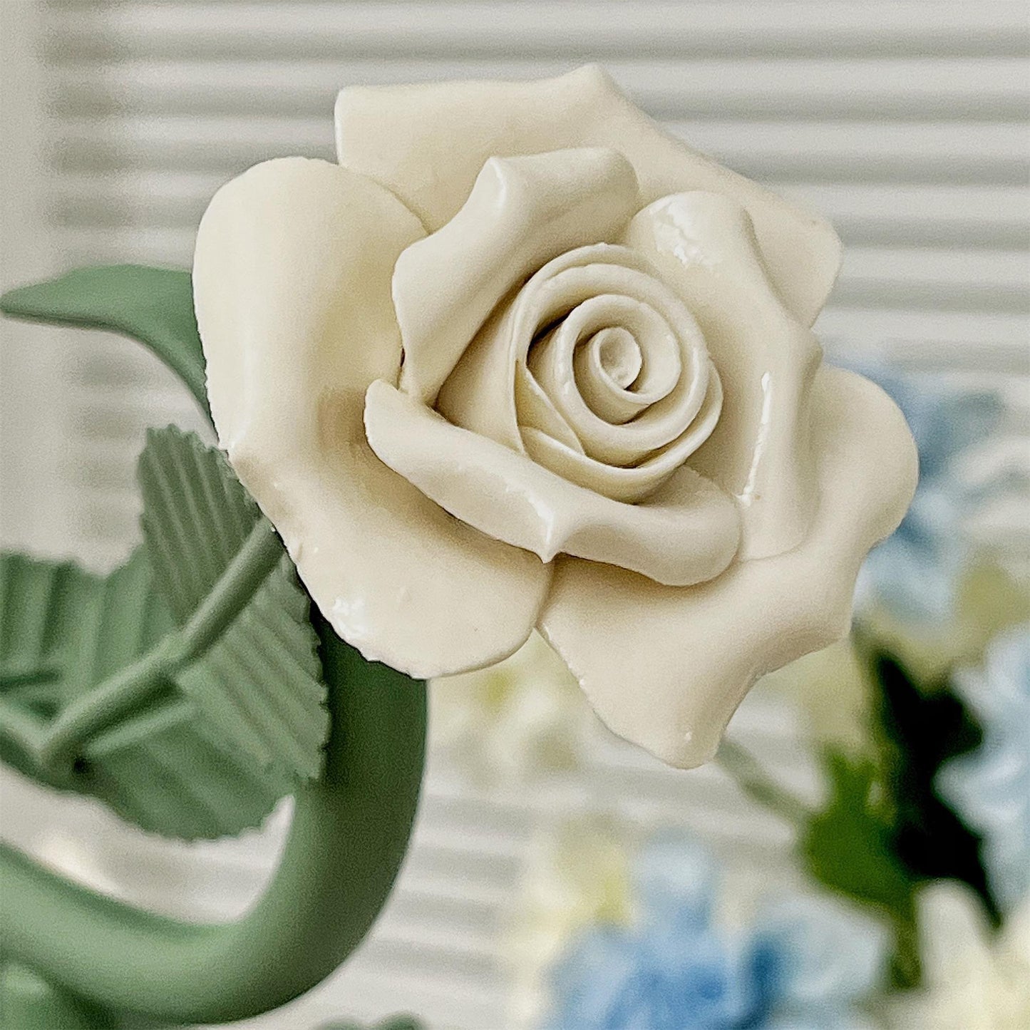 Floras Blooming Table Lamp