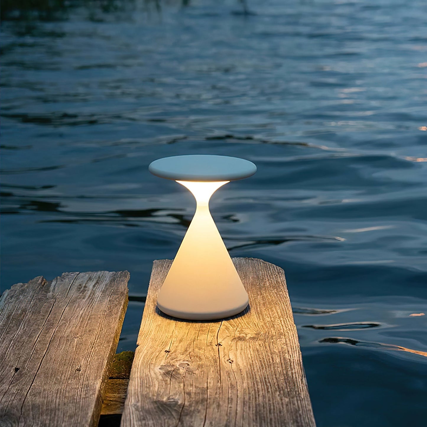 Velune Cordless Table Lamp