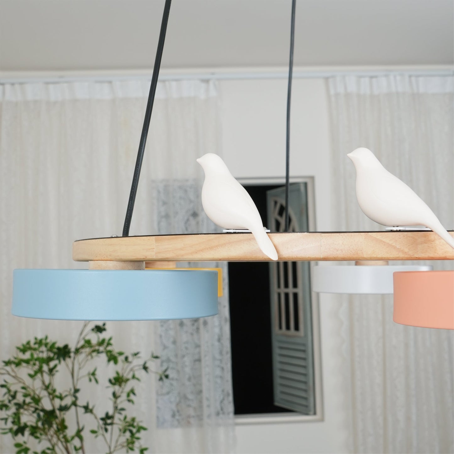 Aurelia Round Bird Chandelier