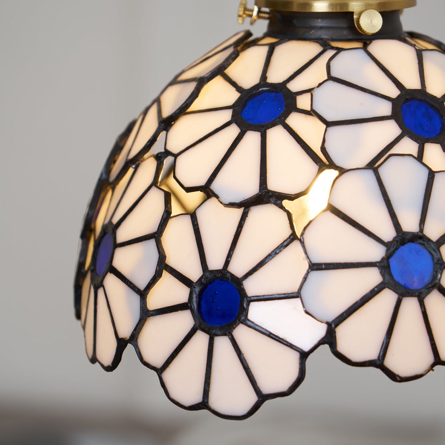 Avon Floral Glass Pendant Light
