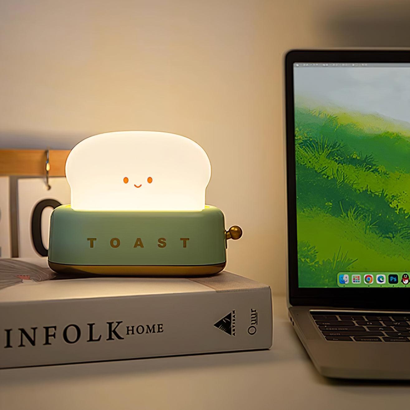 Cute Toaster Table Lamp