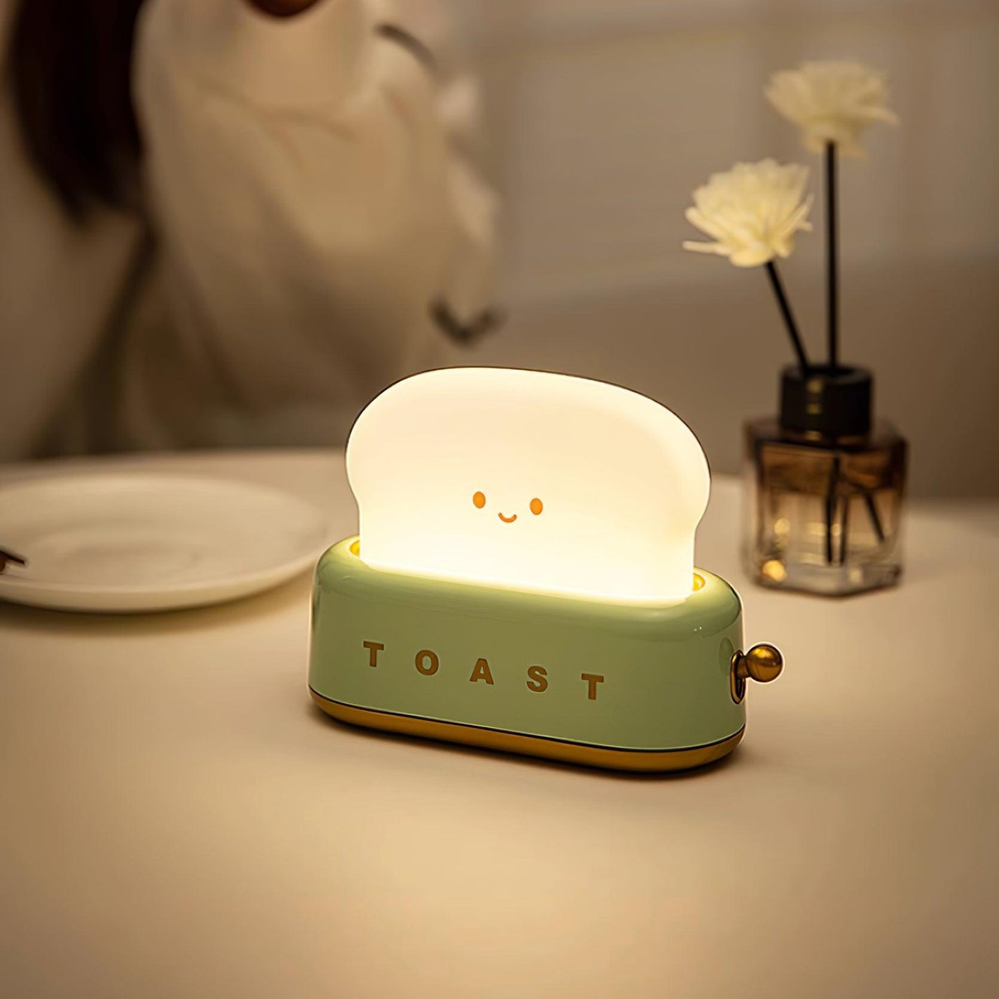 Cute Toaster Table Lamp