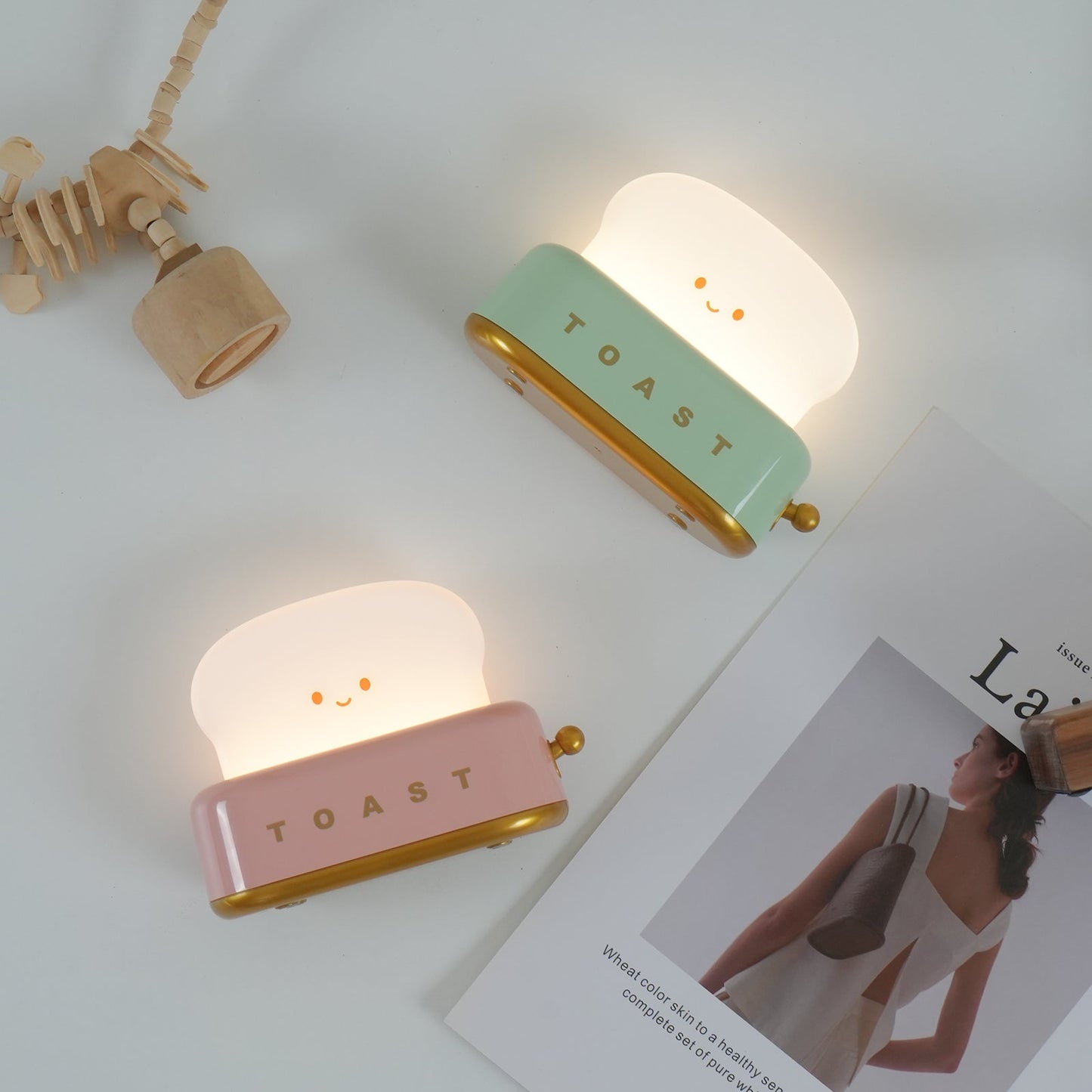 Cute Toaster Table Lamp